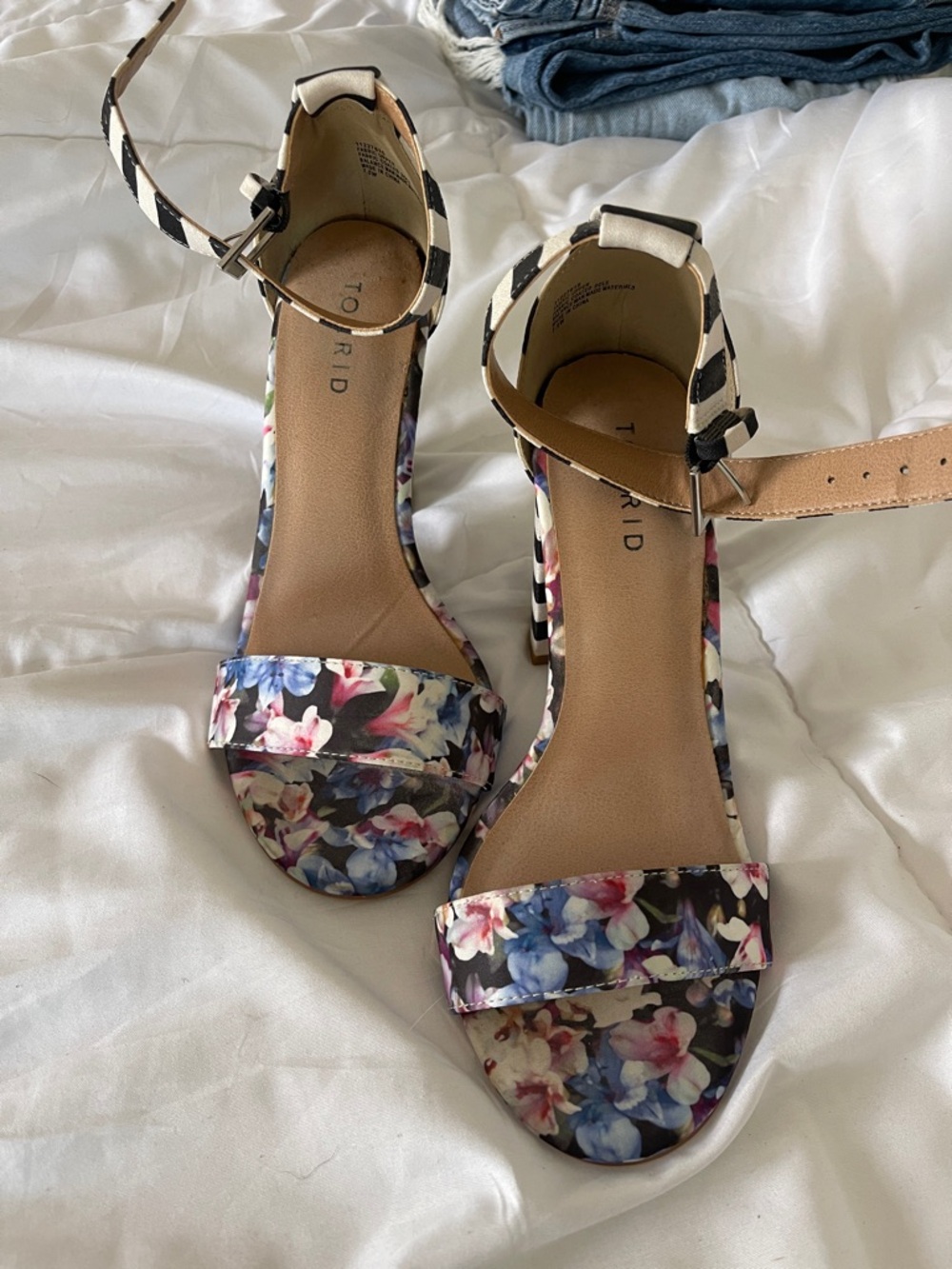 LIKE NEW - Torrid Floral & Black Stripe Ankle Strap Heels Women's Dress Sandals